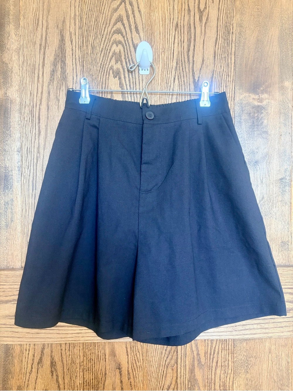 🖤Allegra K🖤High-Waisted Black pleated vintage style shorts